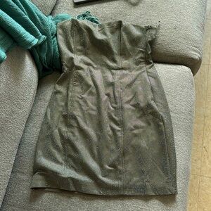 Zara dress almost new condition size M (runs small i usually wear zara S)